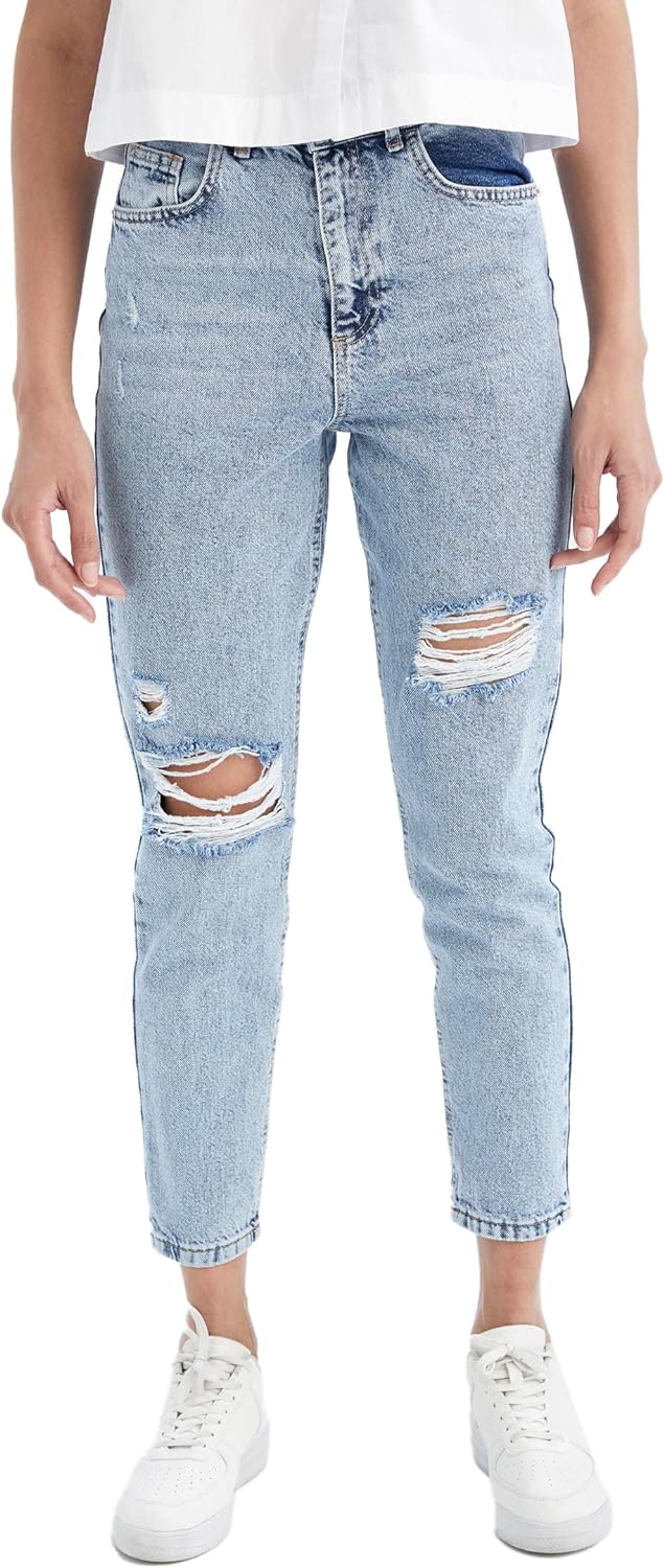 Kadın Mom Fit Yüksek Bel Yırtık Detaylı Jean Pantolon